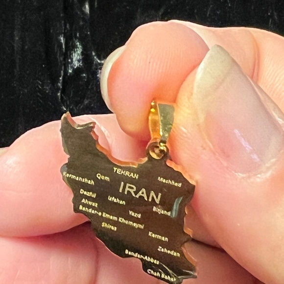 IRAN MAP Necklace - Picture 2 of 6